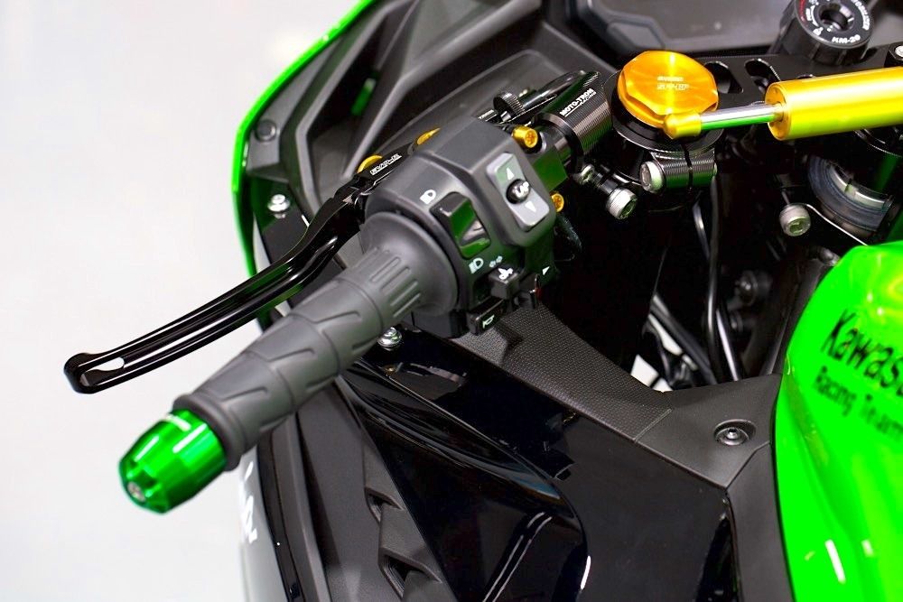 images/128294/cn-mototron-017-zx4r.jpg