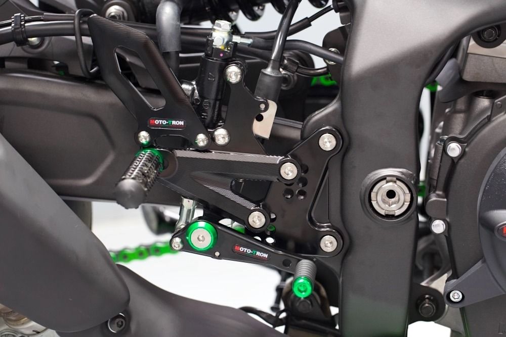 images/128294/cn-mototron-00102-zx4r.jpg