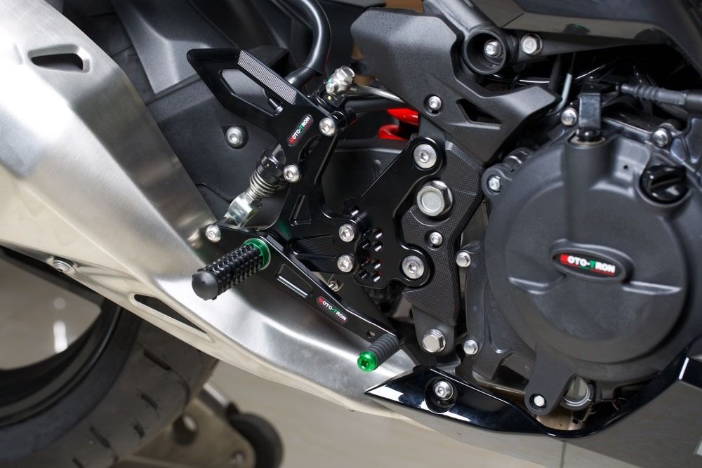 images/128294/cn-mototron-00902-ninja400.jpg