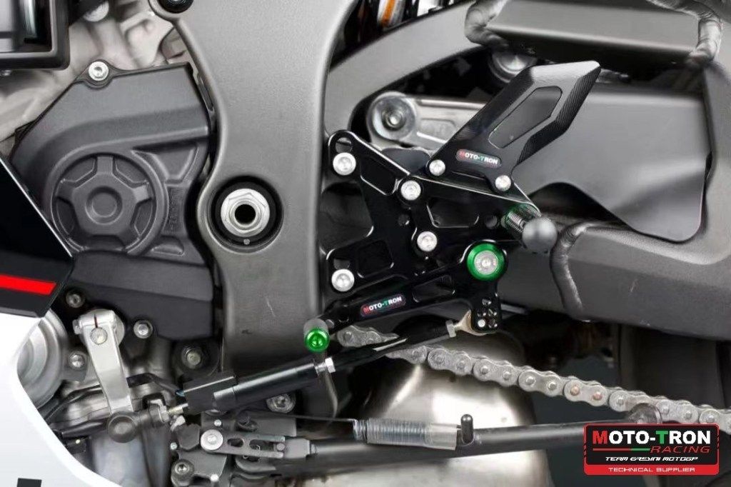 images/145706/cn-mototron-zx10r-1.jpg