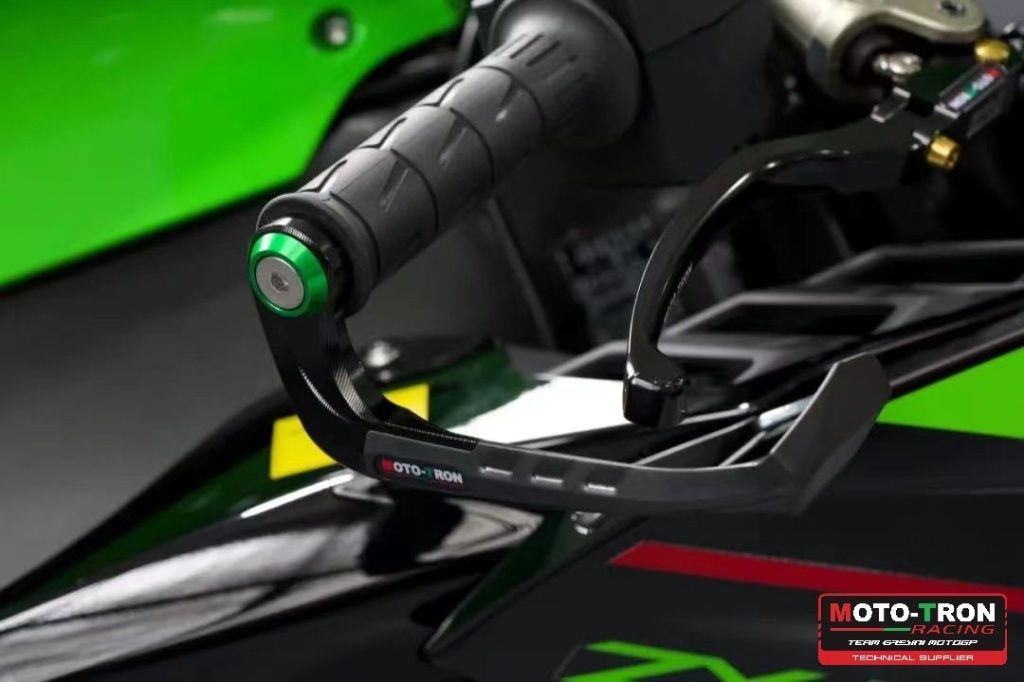 images/145706/cn-mototron-zx10r-6.jpg