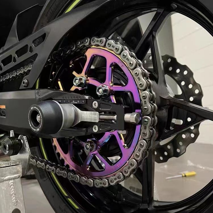 images/157203/cn-mototron-z900-17.jpg