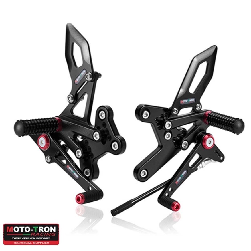 images/157420/RS-KA17-Black-red.jpg