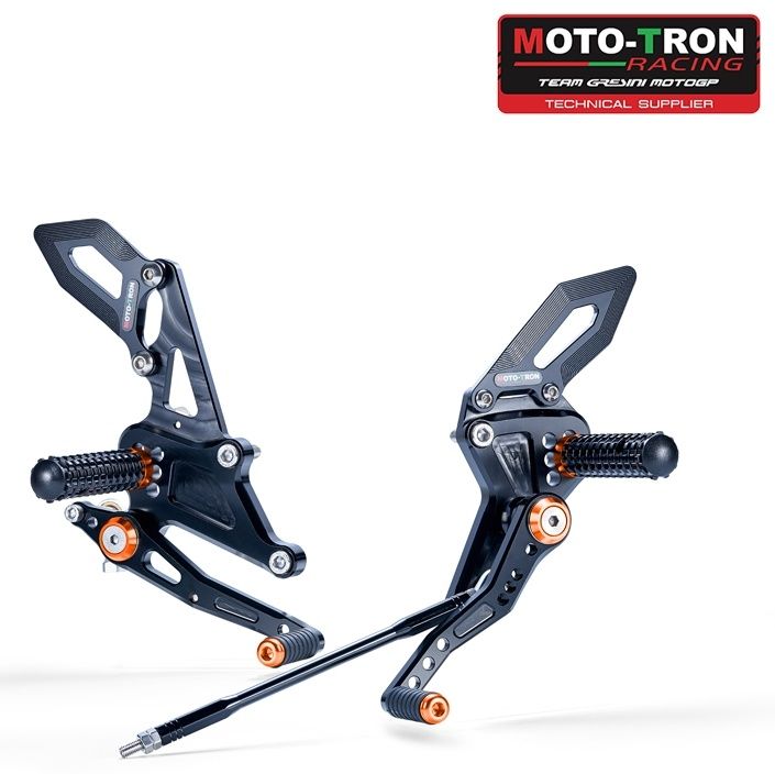 images/157420/RS-YA09-Black-orange.jpg